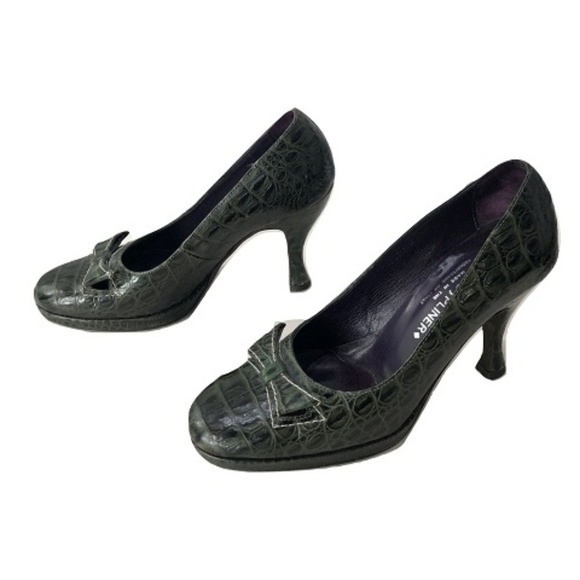 Donald J. Pliner Moc-Croc Pumps, Size 6 - Picture 4 of 5